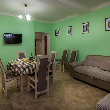 Elizaveta 2 Apartment